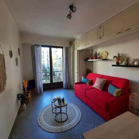 Appartement Studio Cosy Et Calme, Au Coeur De Liberation *